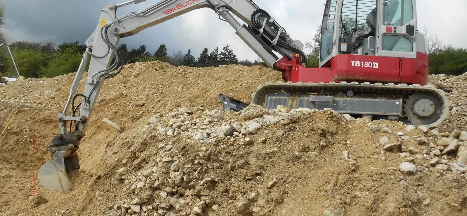 Vérification périodique engin de terrassement pelle